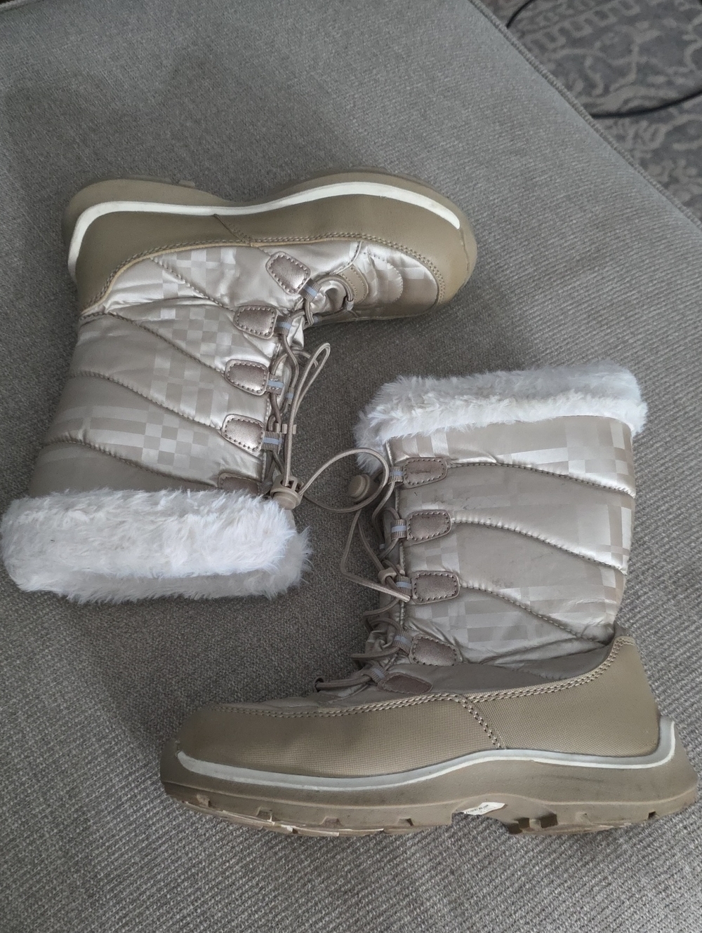 Girls Lands End Winter Faux-Fur Lined Snow Boots - Taupe/Metallic Size 2